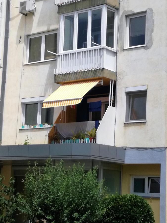 אוהריד Two Bedroom Apartment Near Centre מראה חיצוני תמונה