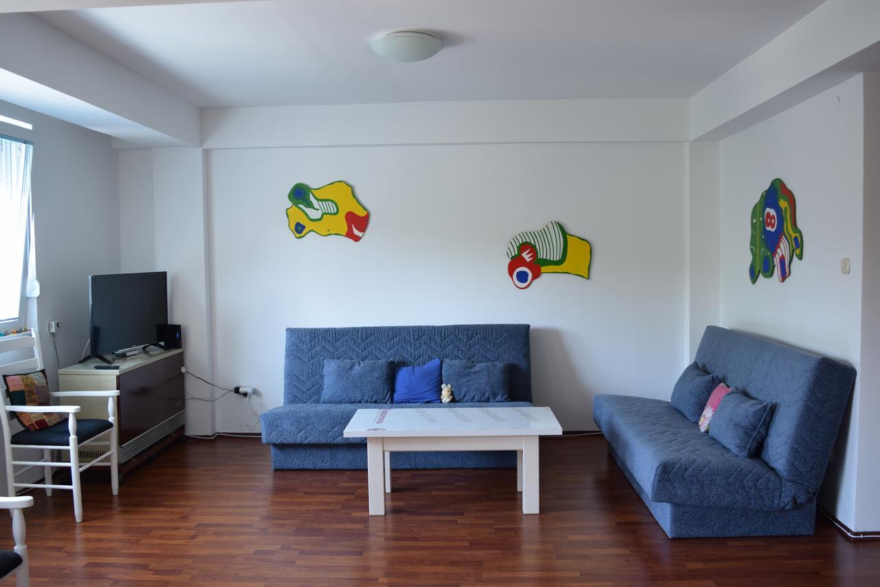 אוהריד Two Bedroom Apartment Near Centre מראה חיצוני תמונה
