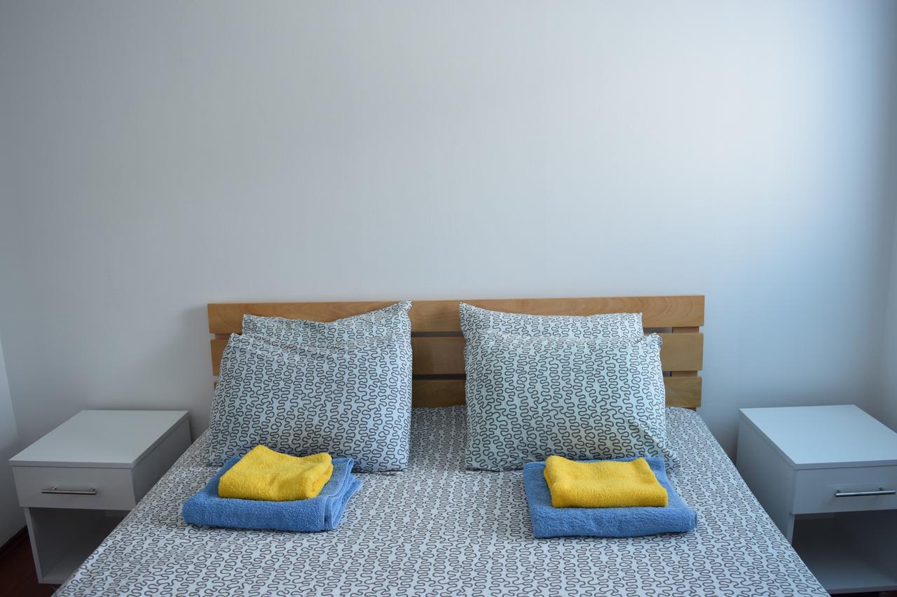 אוהריד Two Bedroom Apartment Near Centre מראה חיצוני תמונה